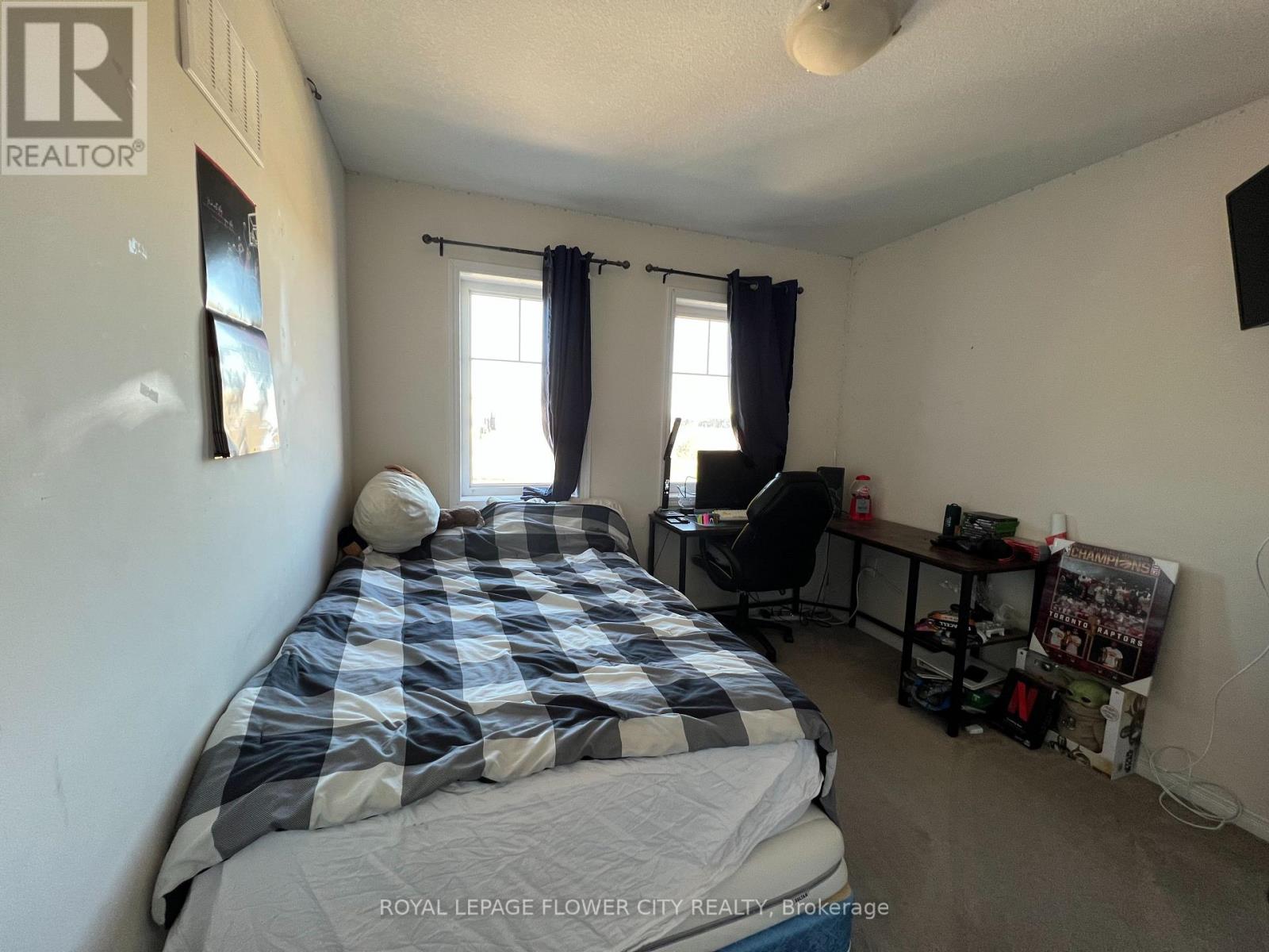 151 THOMPSON RD