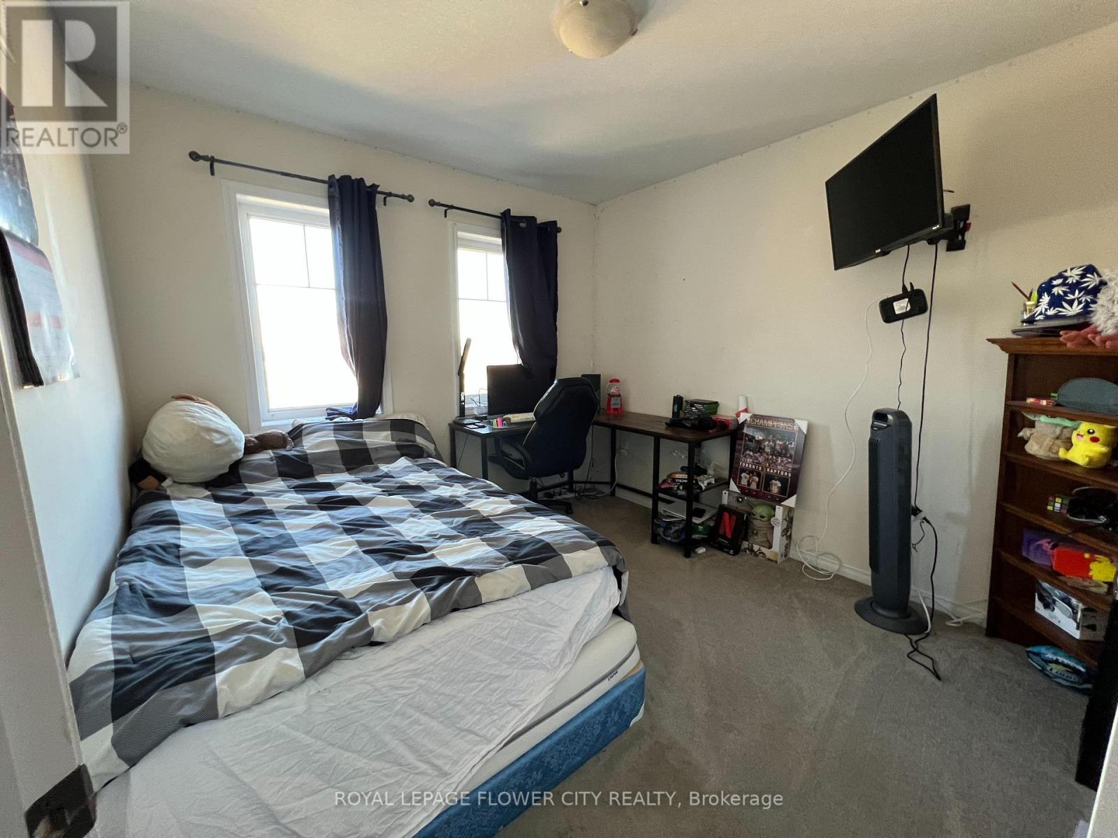 151 THOMPSON RD