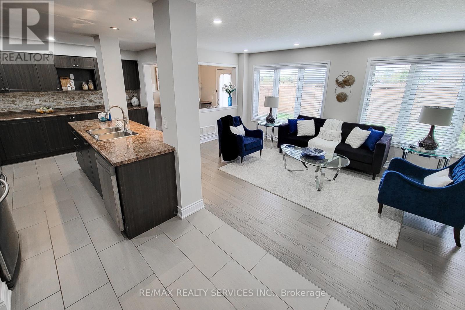 107 LARRY CRES