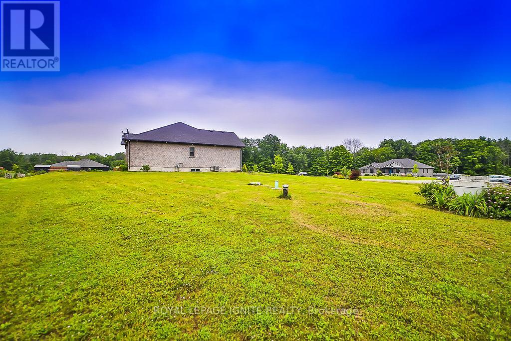 98 HIDDENVALLEY DR