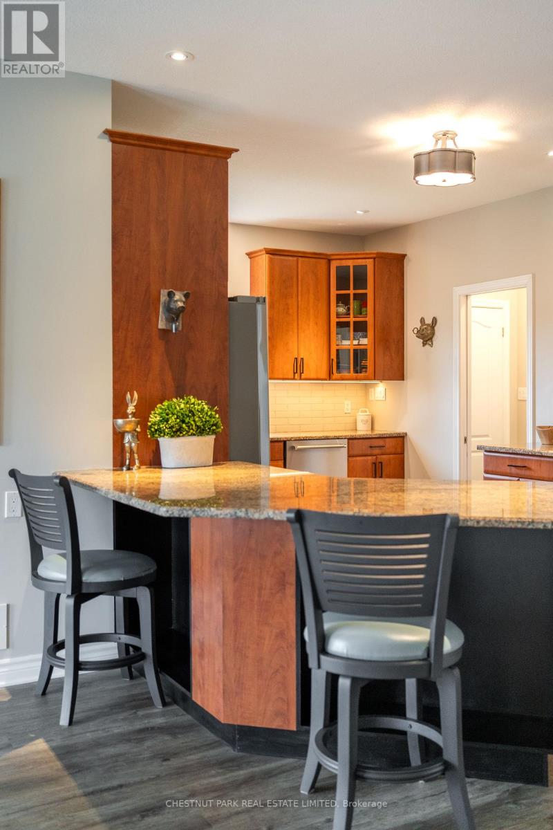 32 MOUNTGROVE CRES