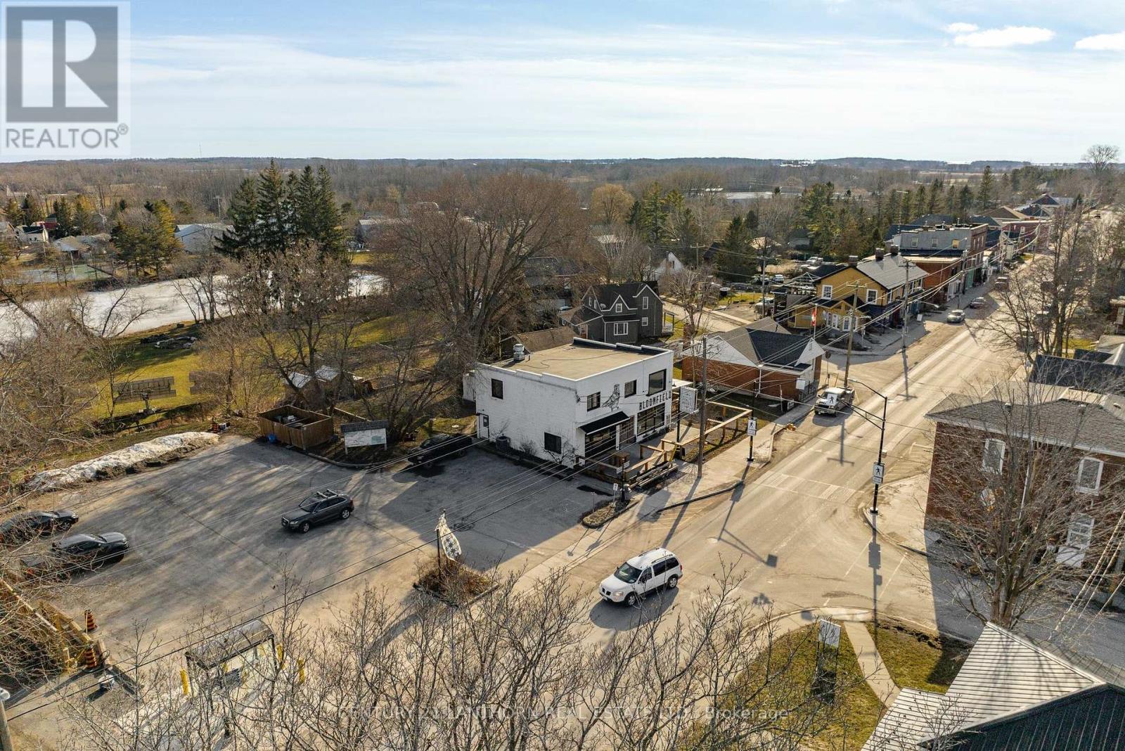257 MAIN ST