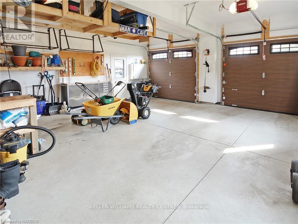 59 HOWE DR