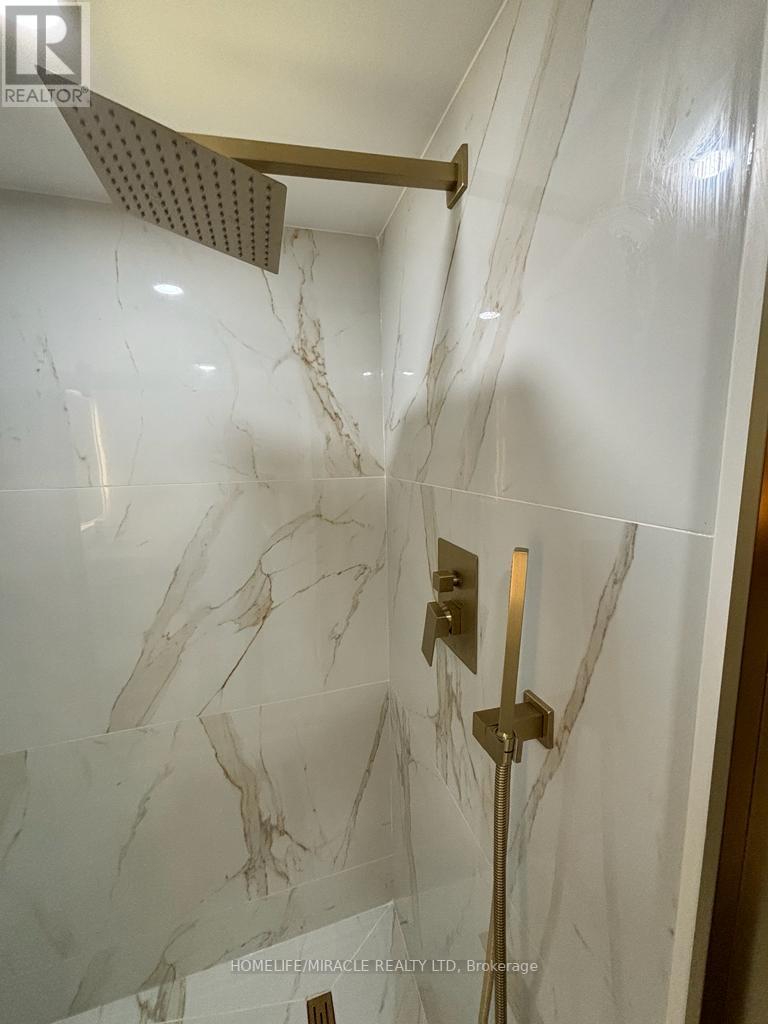 #BSMT -10 COTTONWOOD DR, #Bsmt