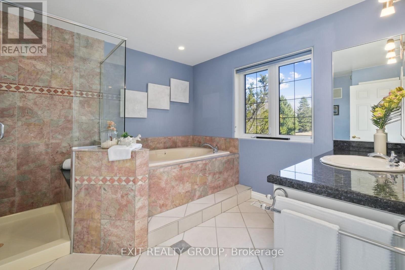 84 BAY BREEZE ST