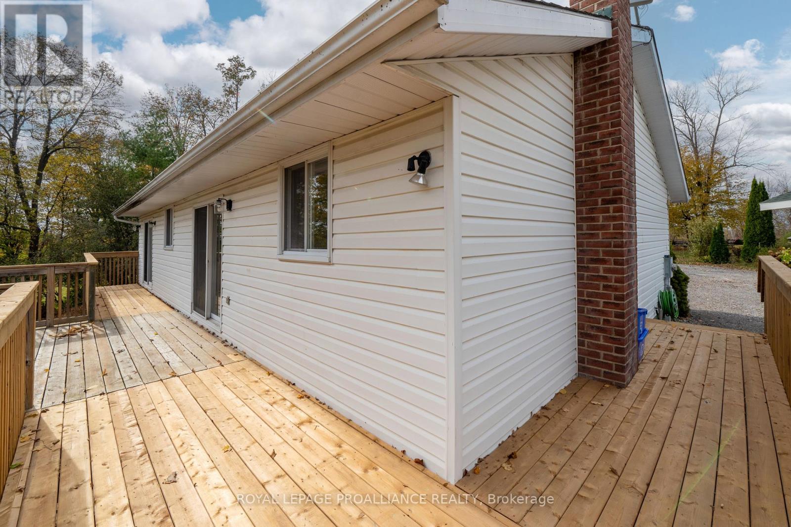 75 PITTS LANDING RD