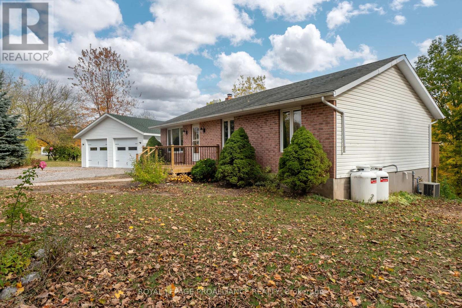 75 PITTS LANDING RD