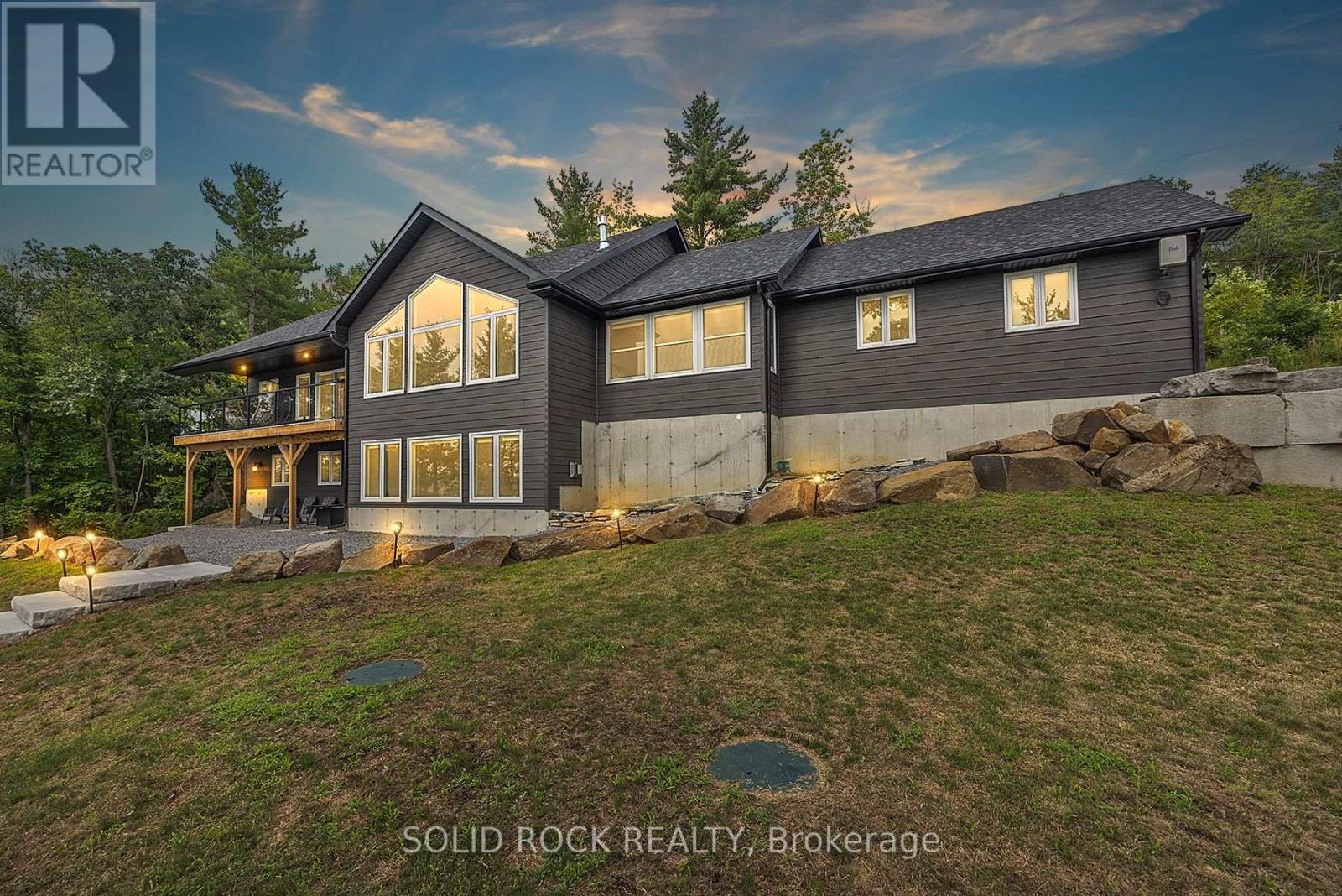 93 HINCHINBROOKE RD N