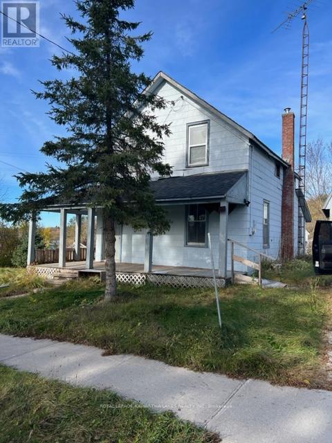 7 CLUXTON ST