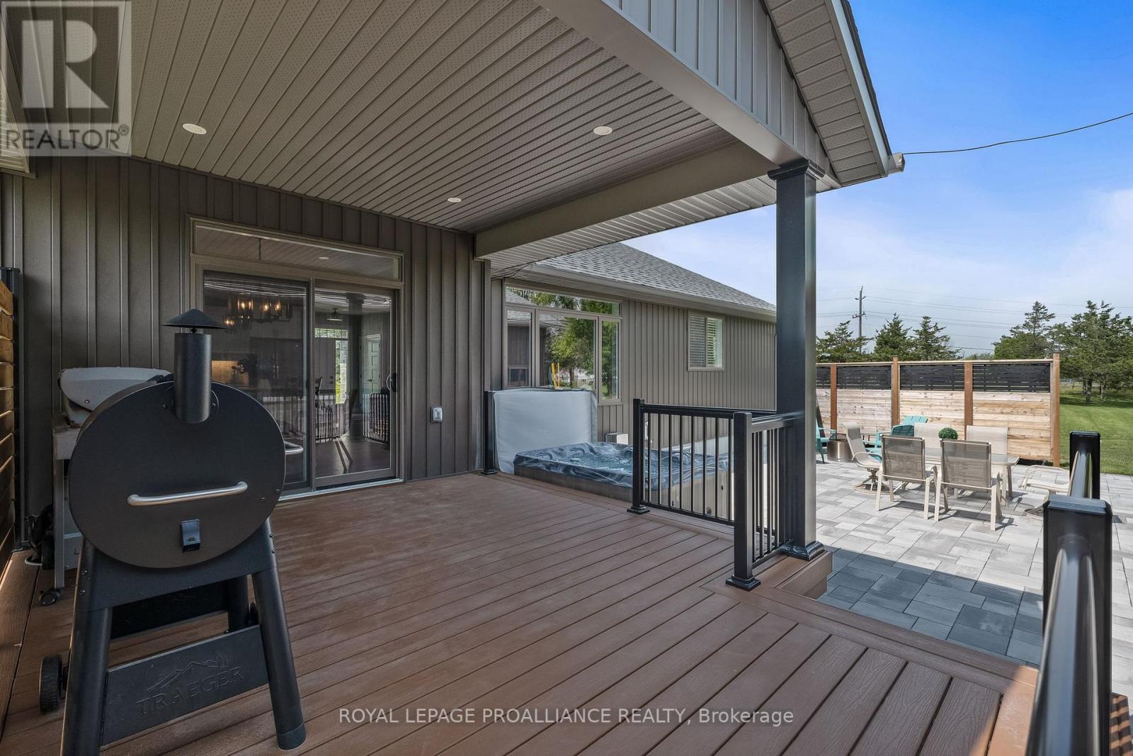 21 SILLS RD