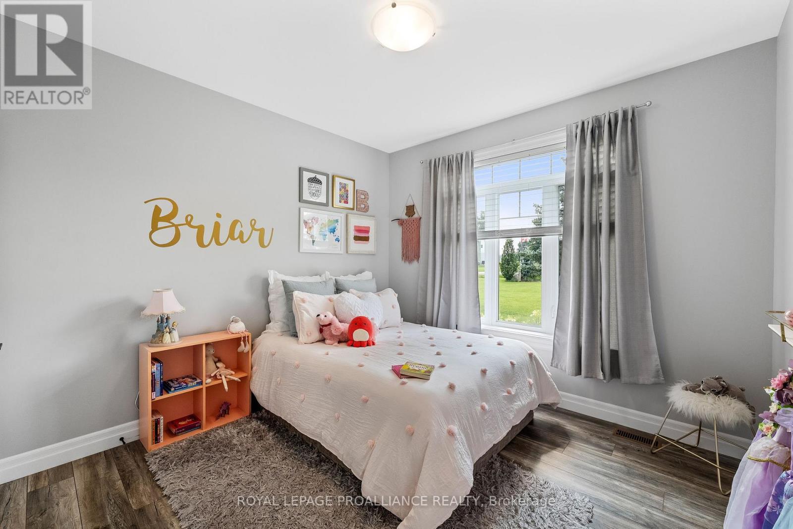 21 SILLS RD