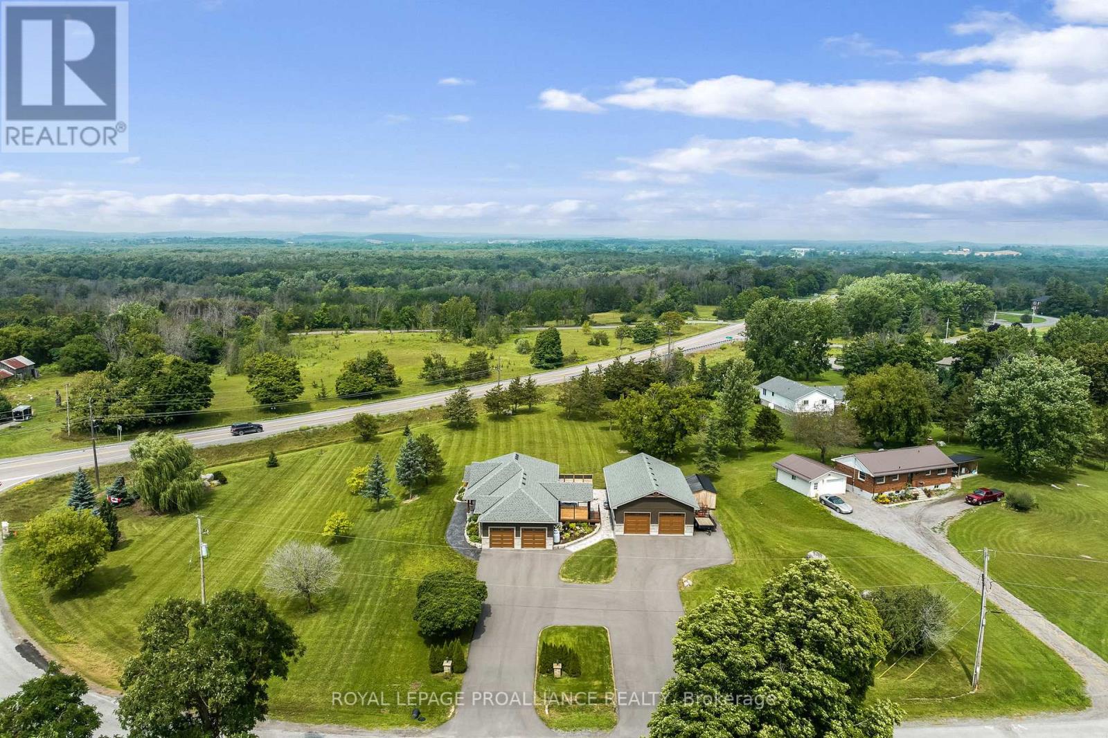21 SILLS RD