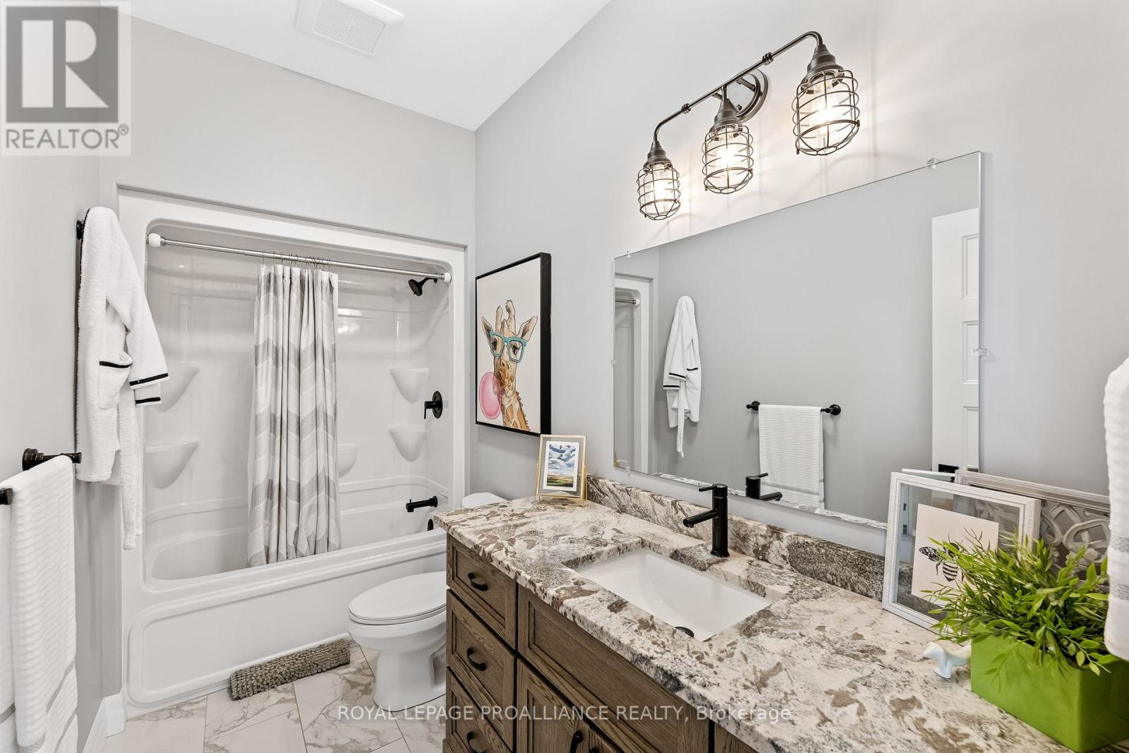 21 SILLS RD