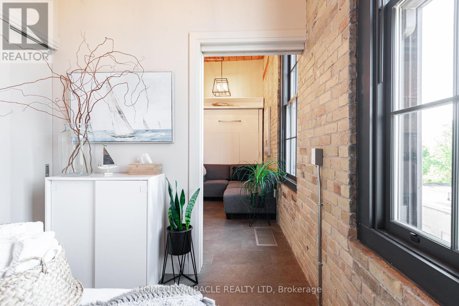 #221 -245 DOWNIE ST, #221