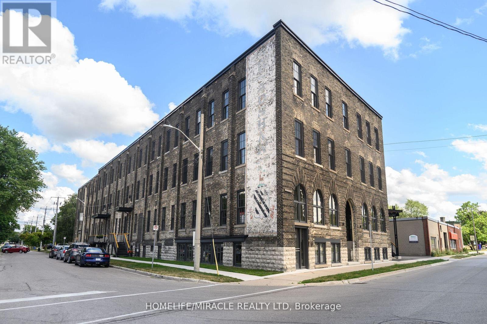 #221 -245 DOWNIE ST, #221