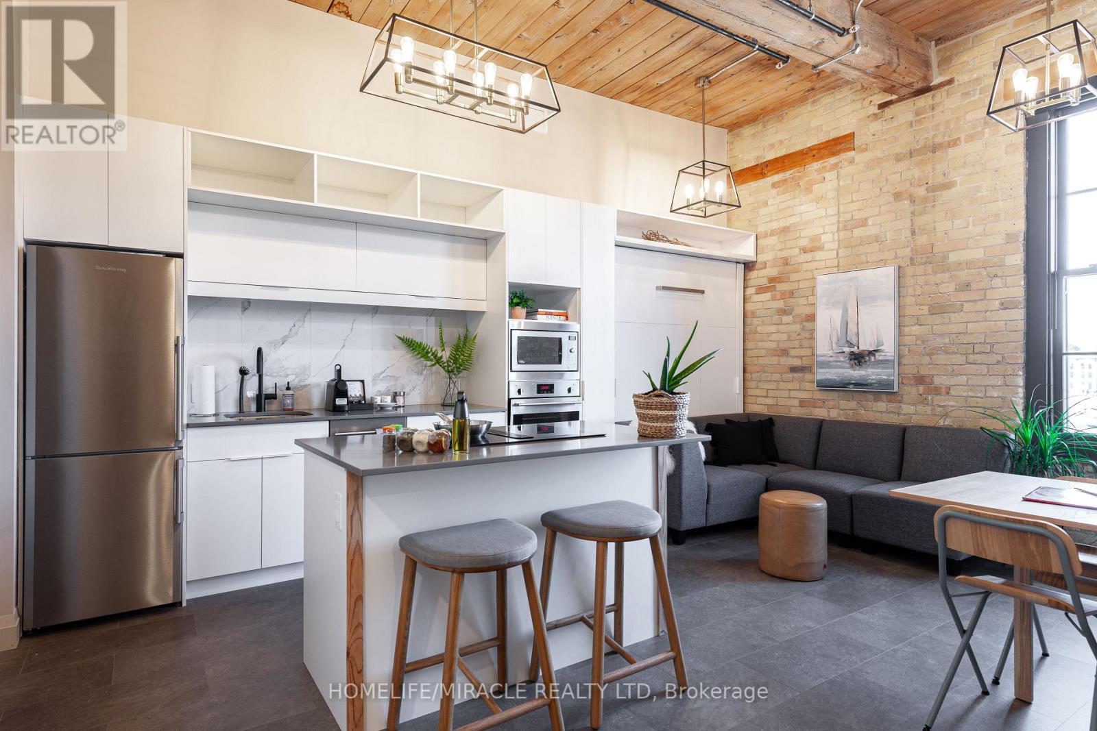 #221 -245 DOWNIE ST, #221