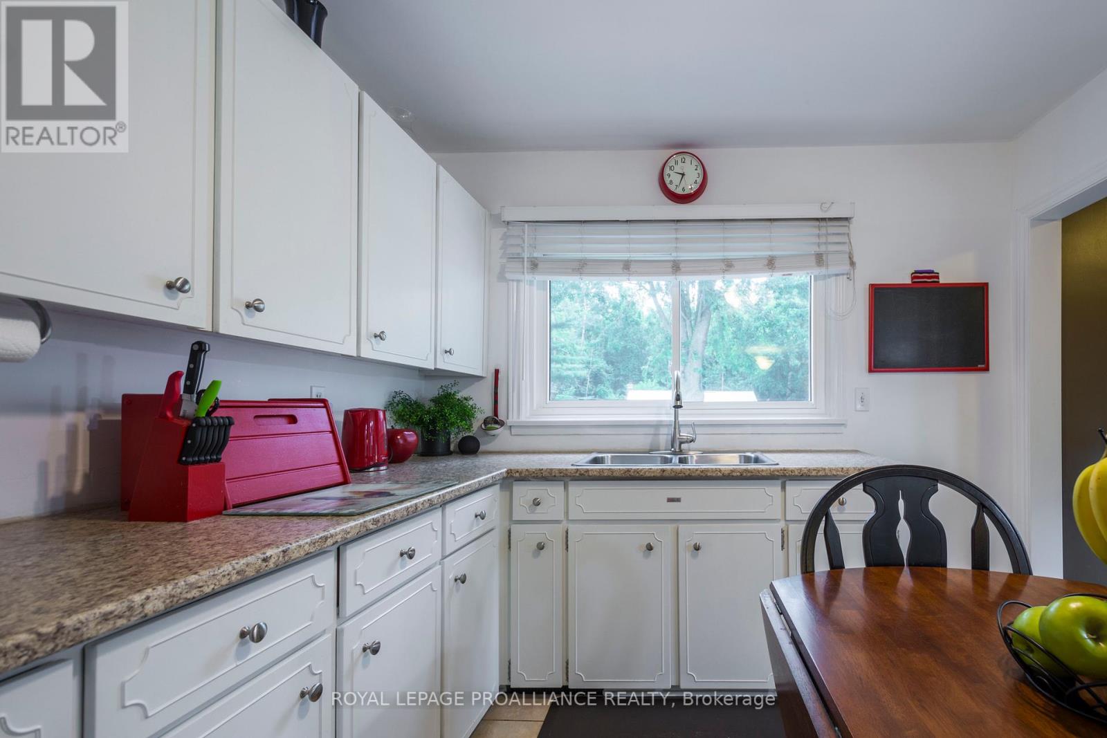 190 GARDENVILLE RD