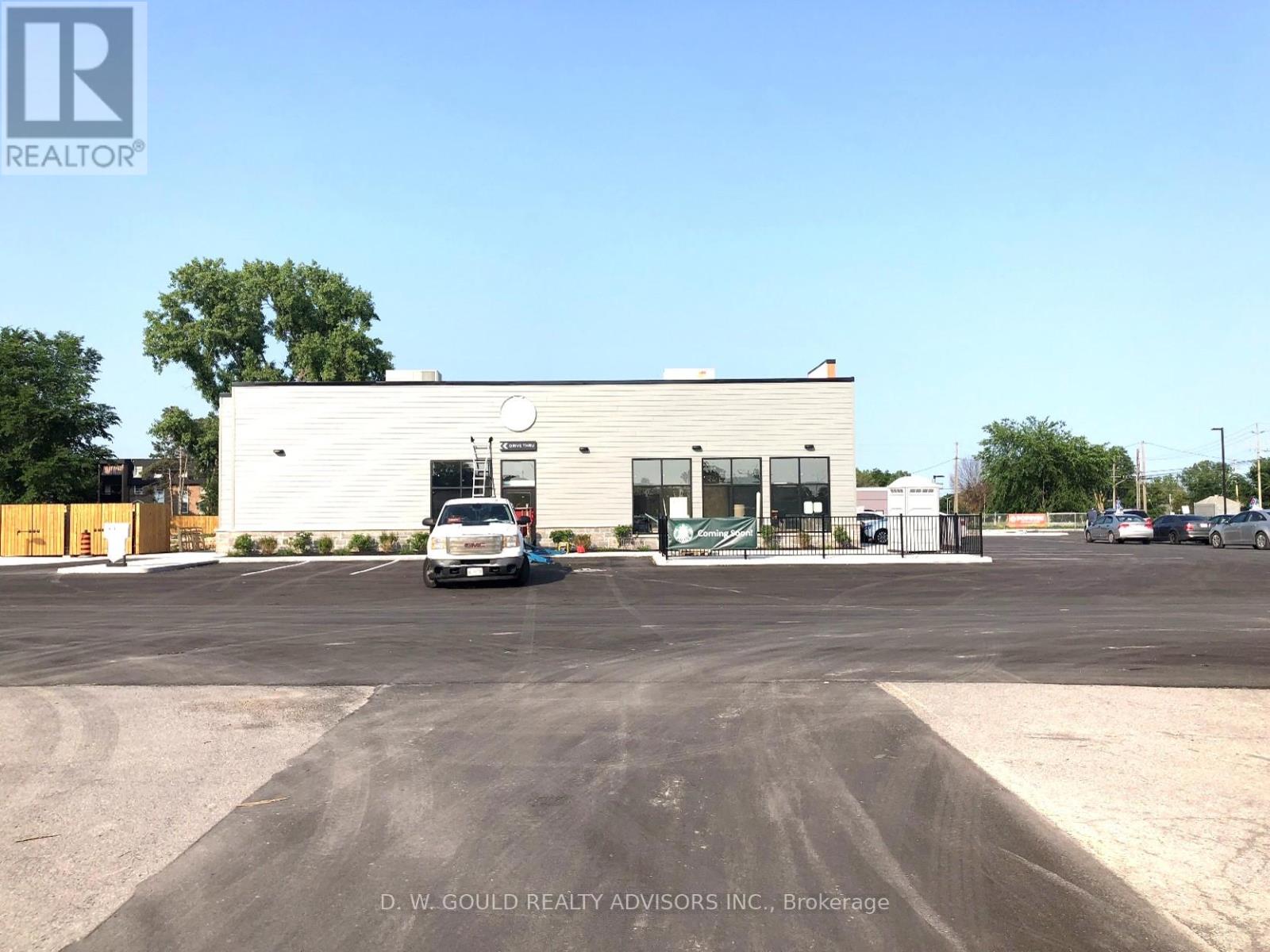 U 4 620 DUNDAS ST E, #Unit 4