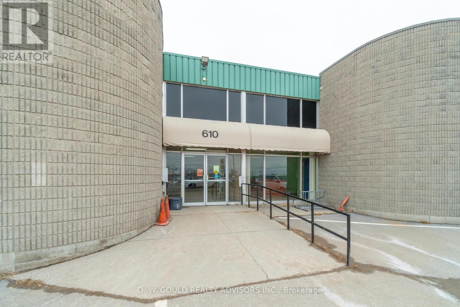 ##3-6 -610 DUNDAS ST E, ##3-6