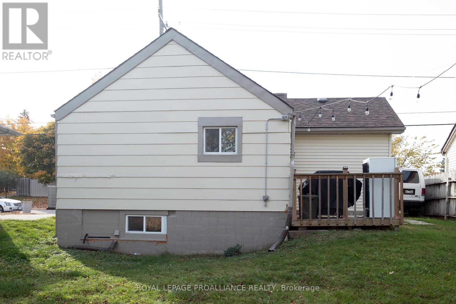 75 FRANK ST