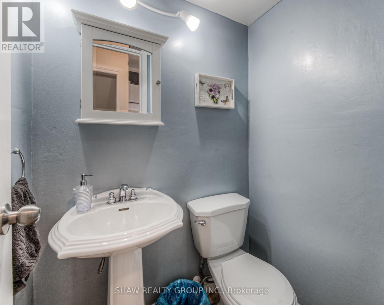 1098 SOVEREIGN RD