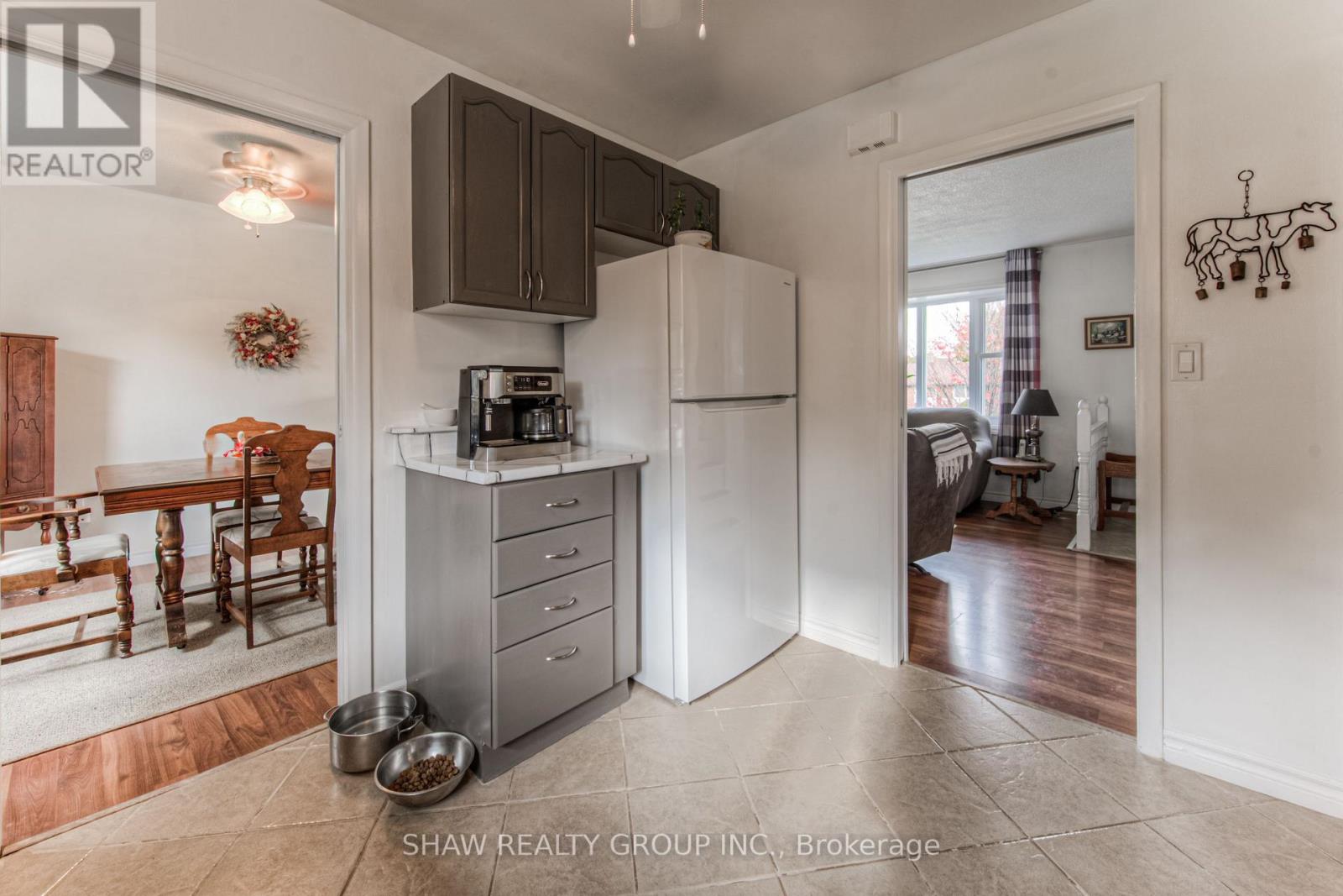 1098 SOVEREIGN RD