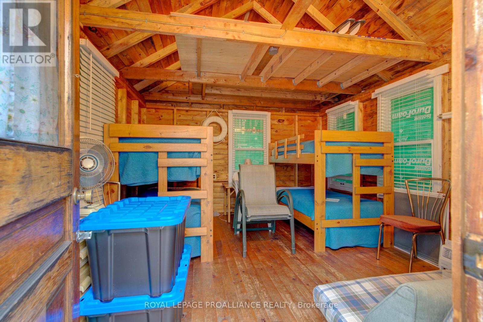 11 COLESCOTT LANE