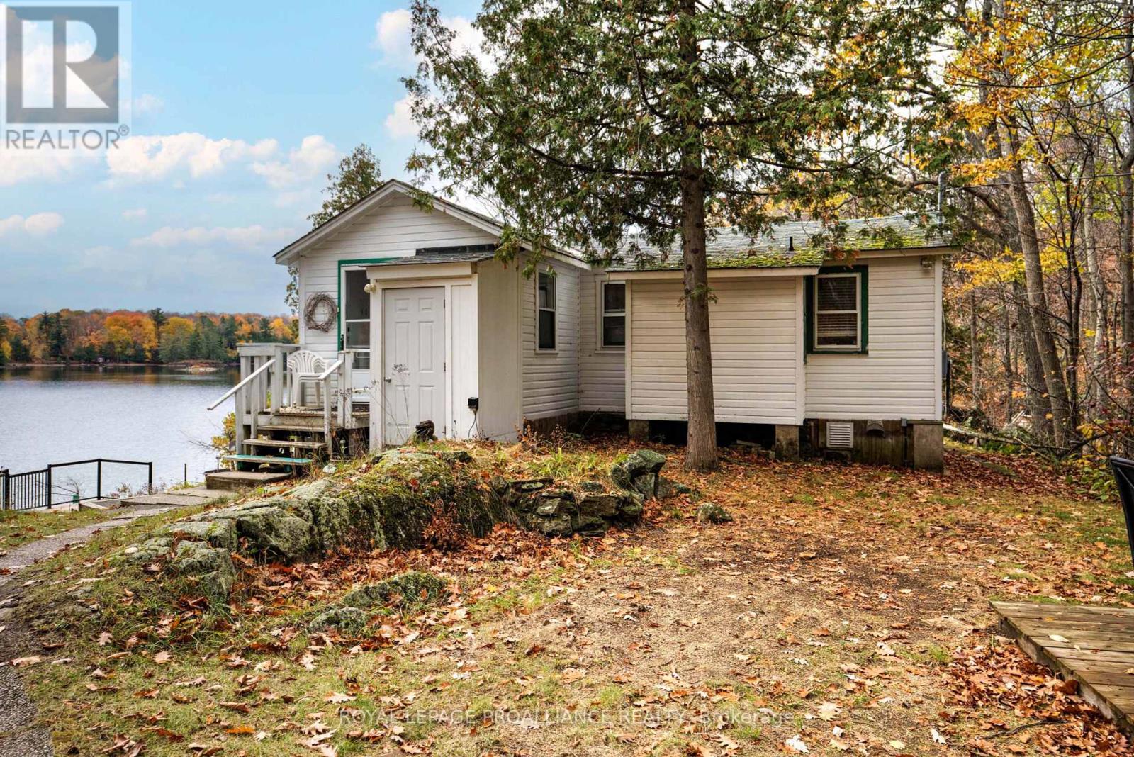 11 COLESCOTT LANE