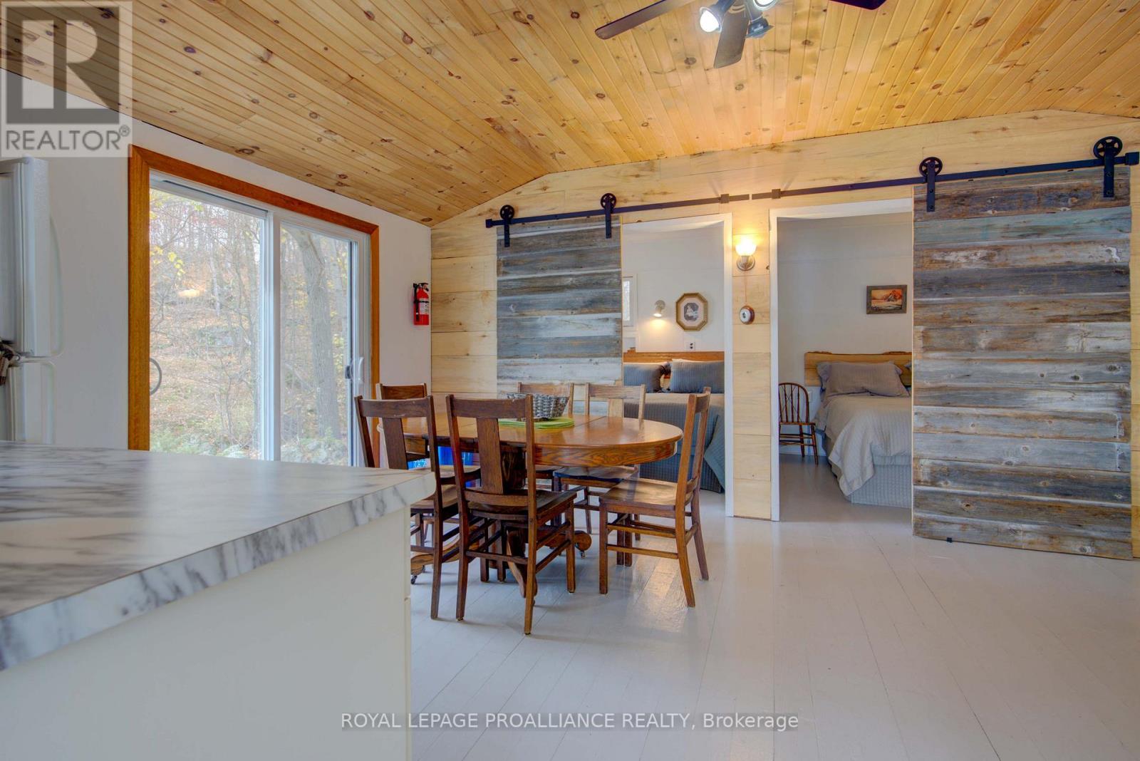 11 COLESCOTT LANE