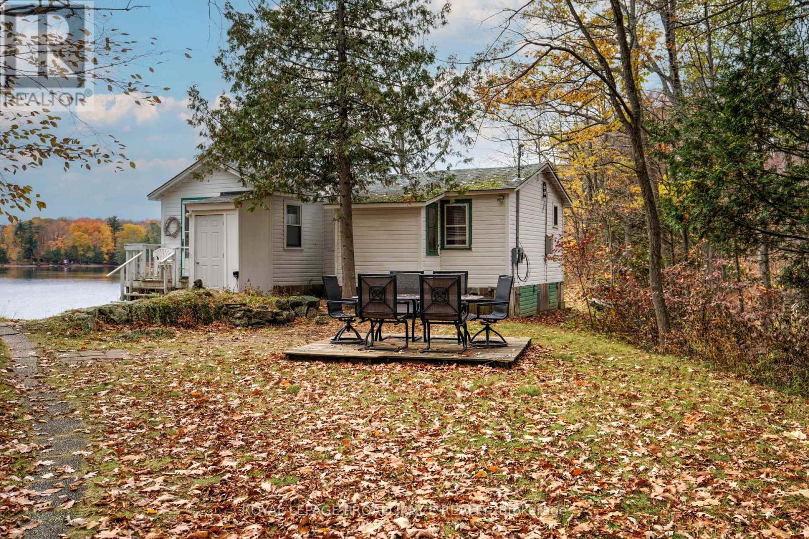 11 COLESCOTT LANE