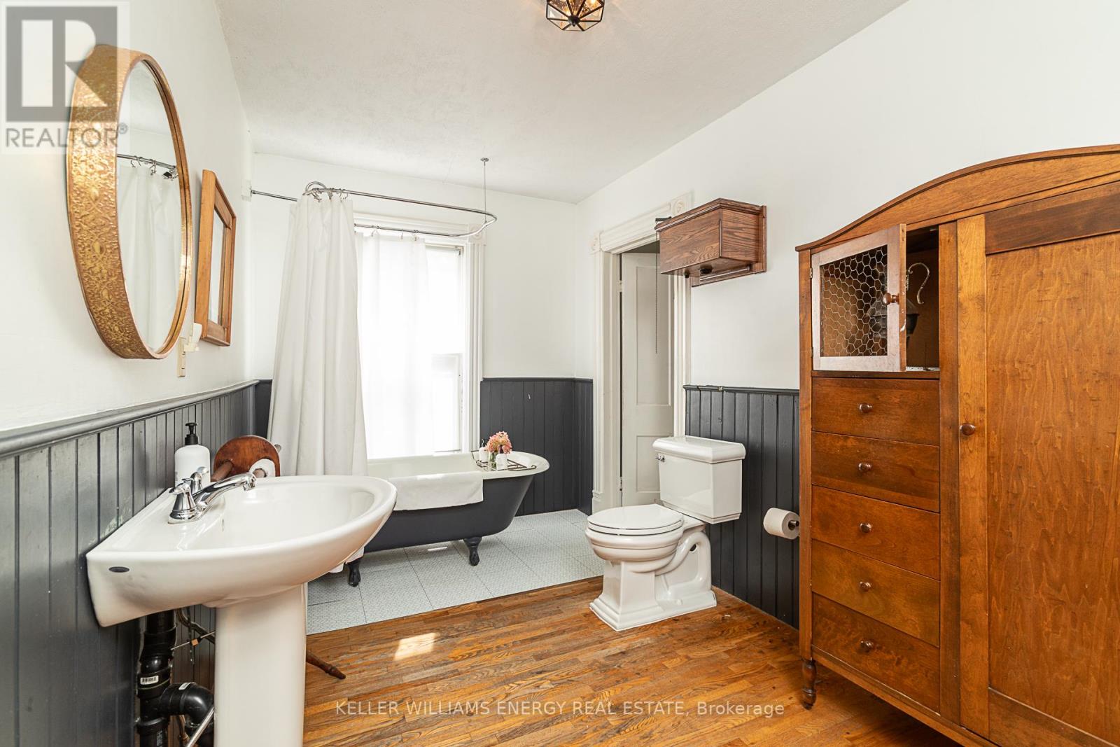 13435 LOYALIST PKWY