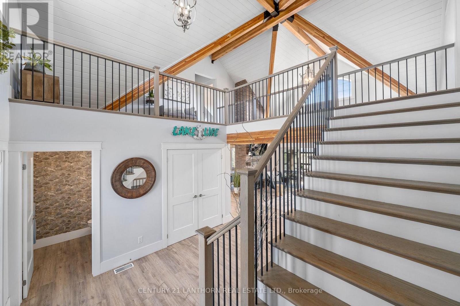 19009 LOYALIST PKWY