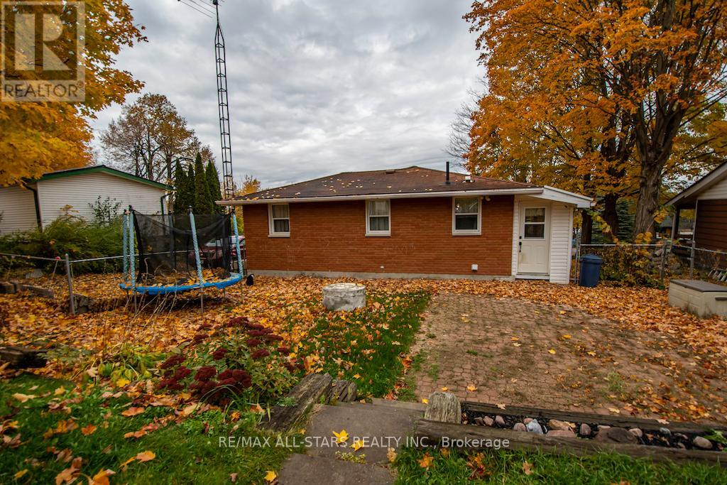 66 MCGILL DR