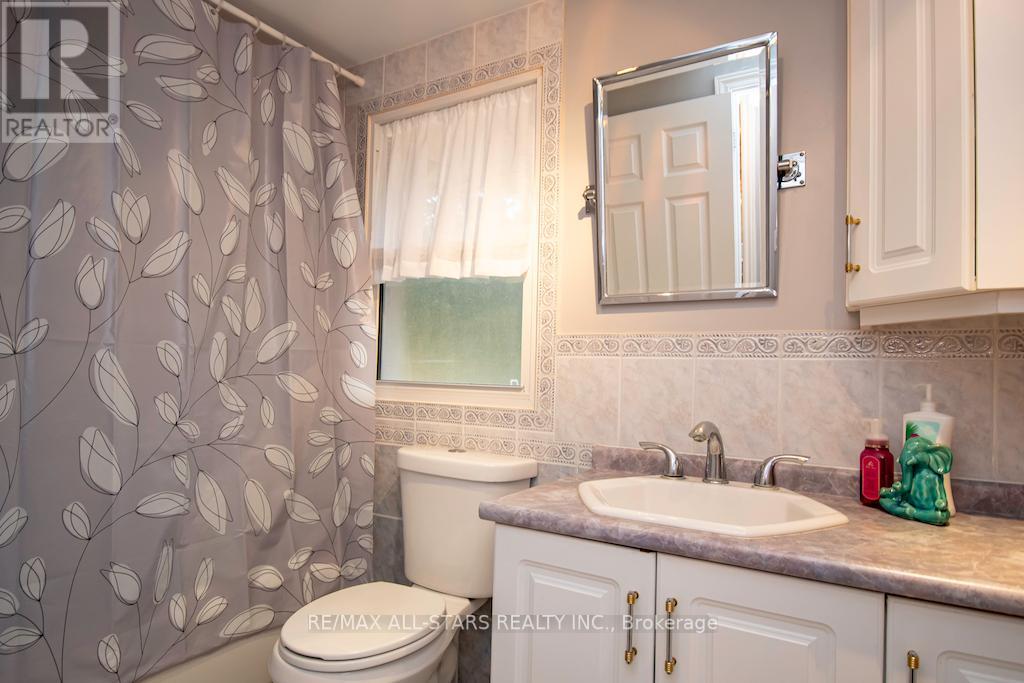 66 MCGILL DR