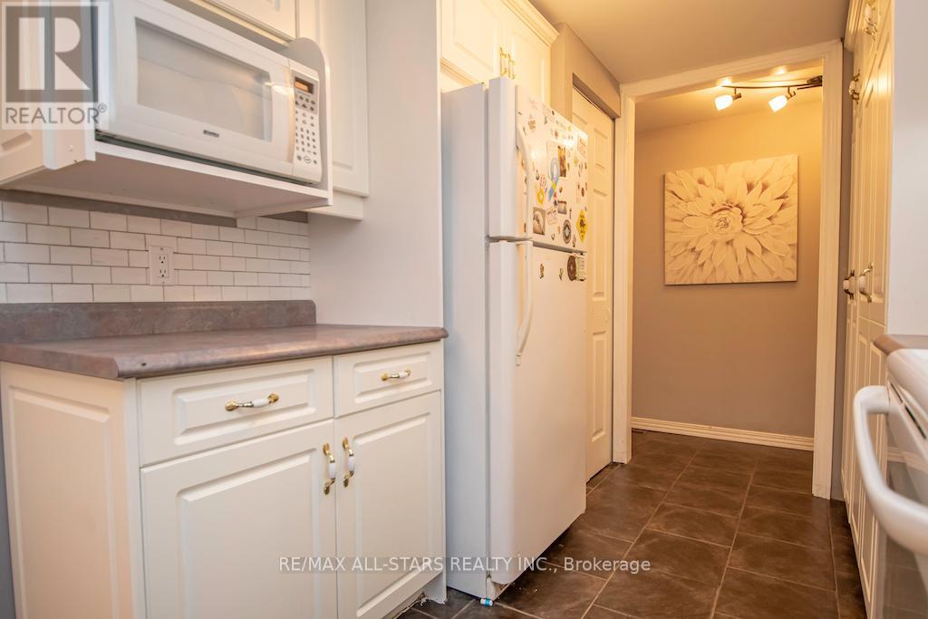 66 MCGILL DR