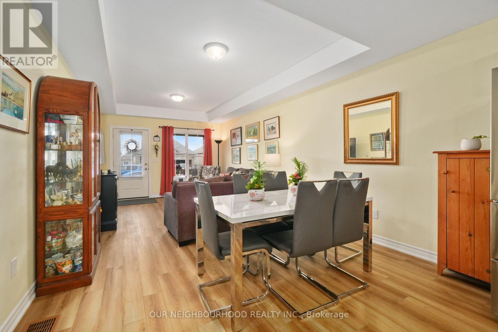 17 BRAEBURN ST