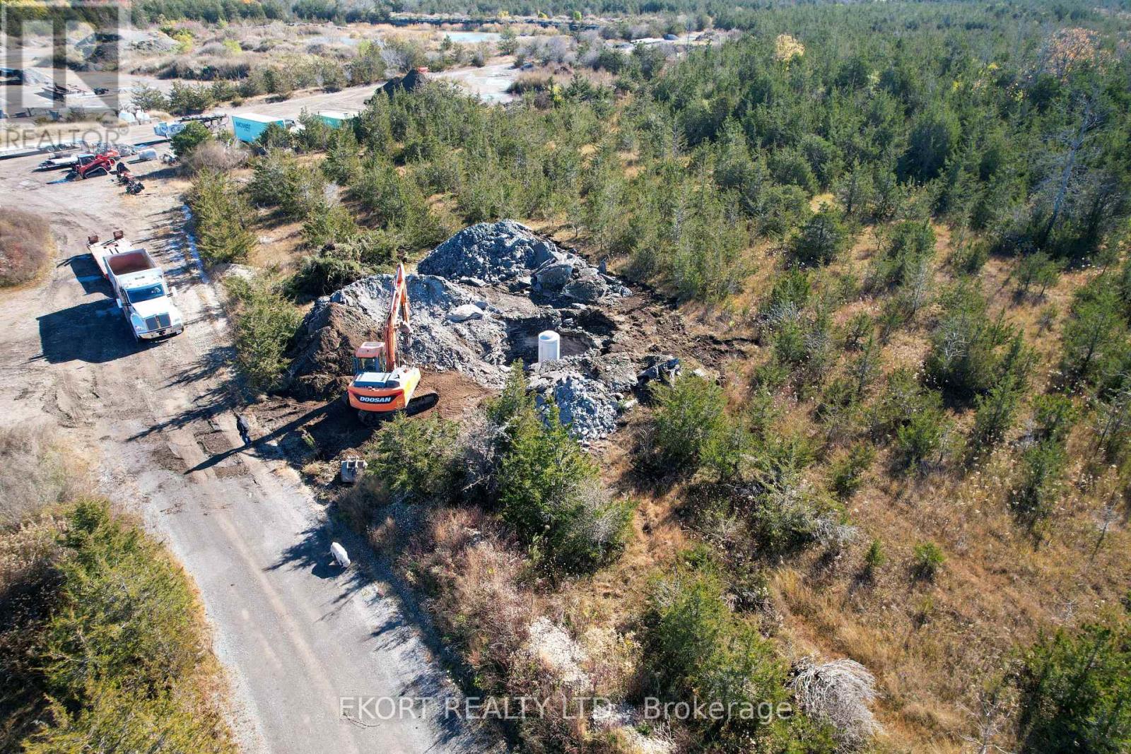 55 COUNTY ROAD 14 RD