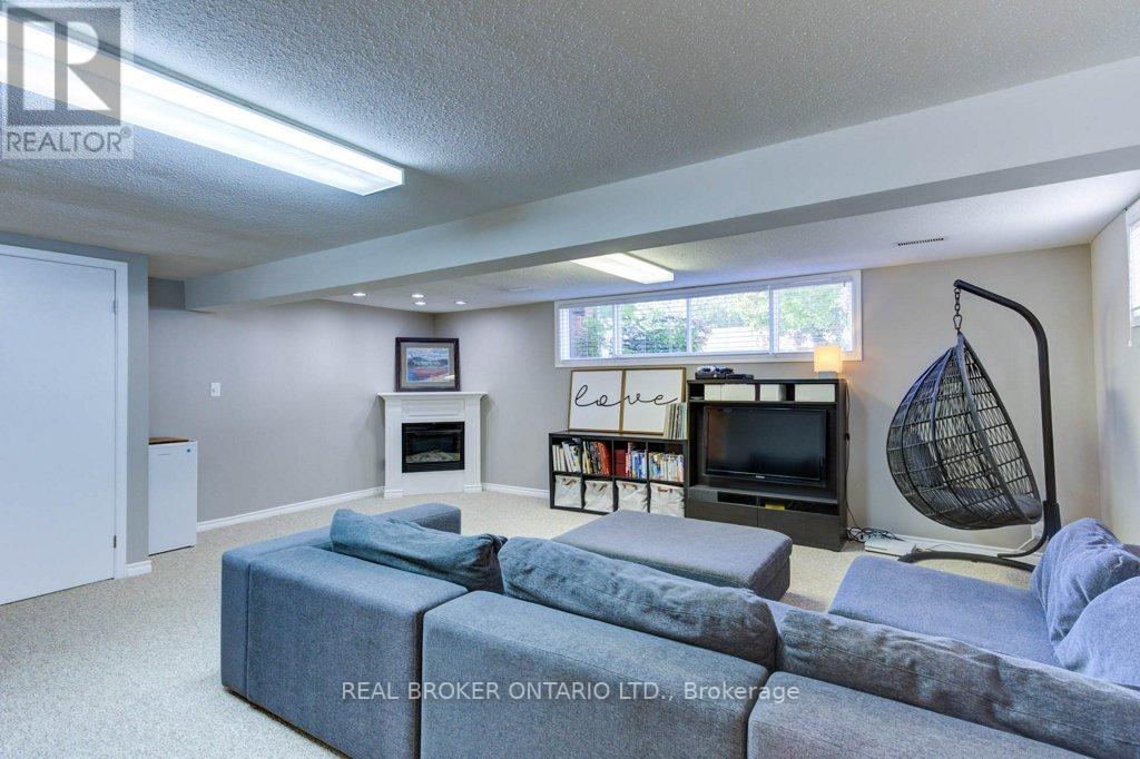 96 MCCARRON CRES