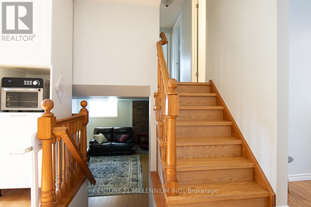 128 WESTVALE DR