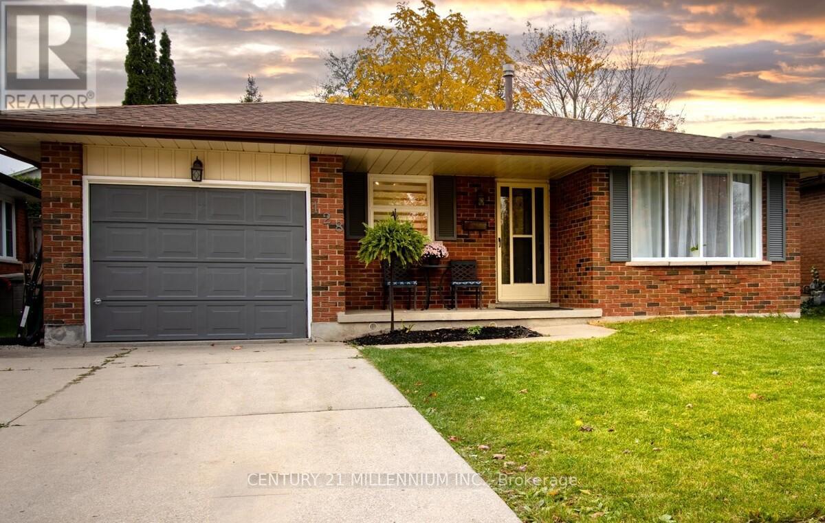 128 WESTVALE DR