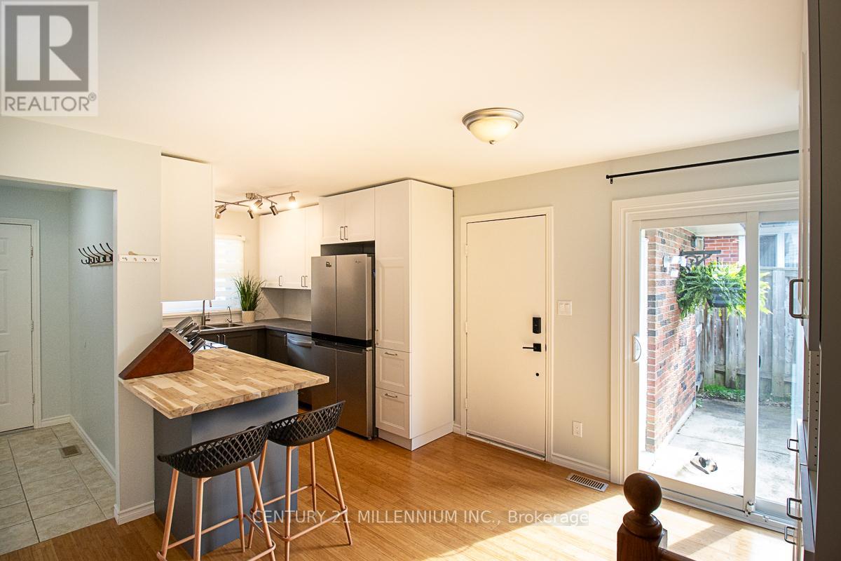 128 WESTVALE DR