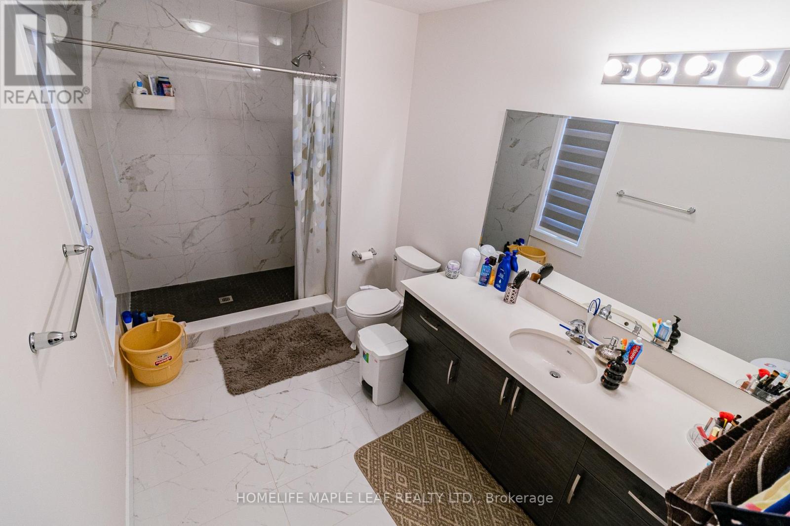 68 MOON CRES
