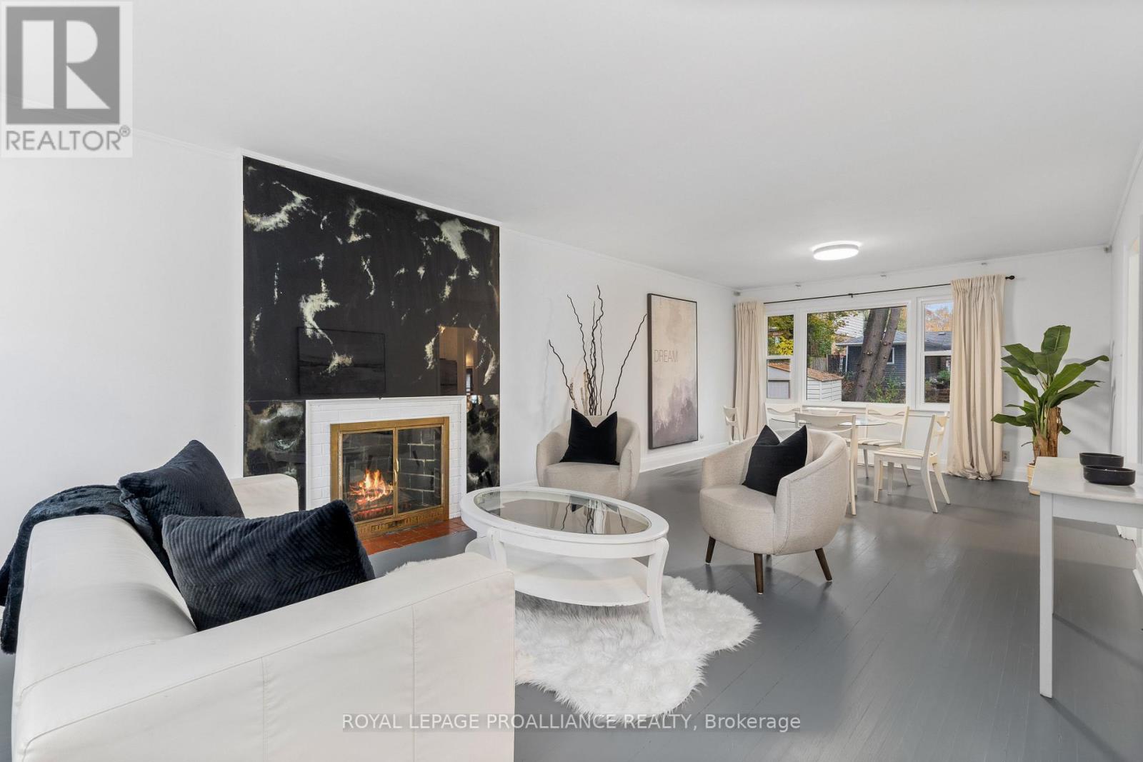 34 HASTINGS DR