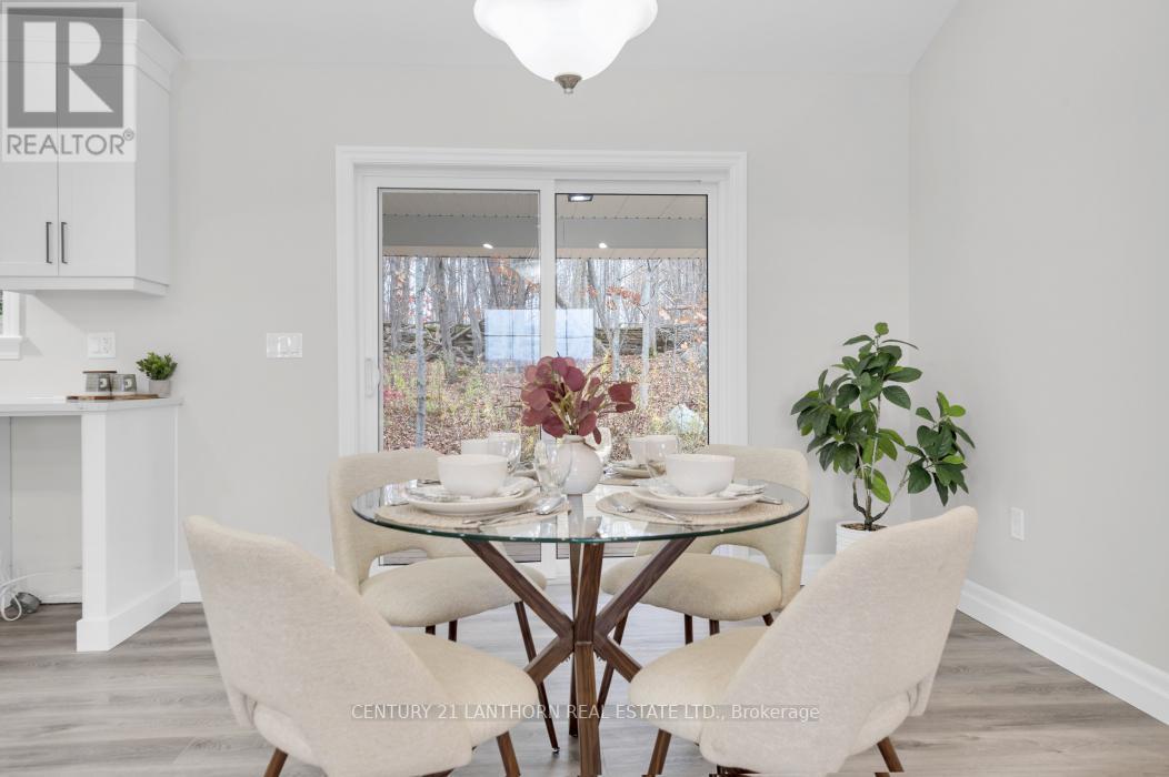 52 LIVINGWOOD CRES