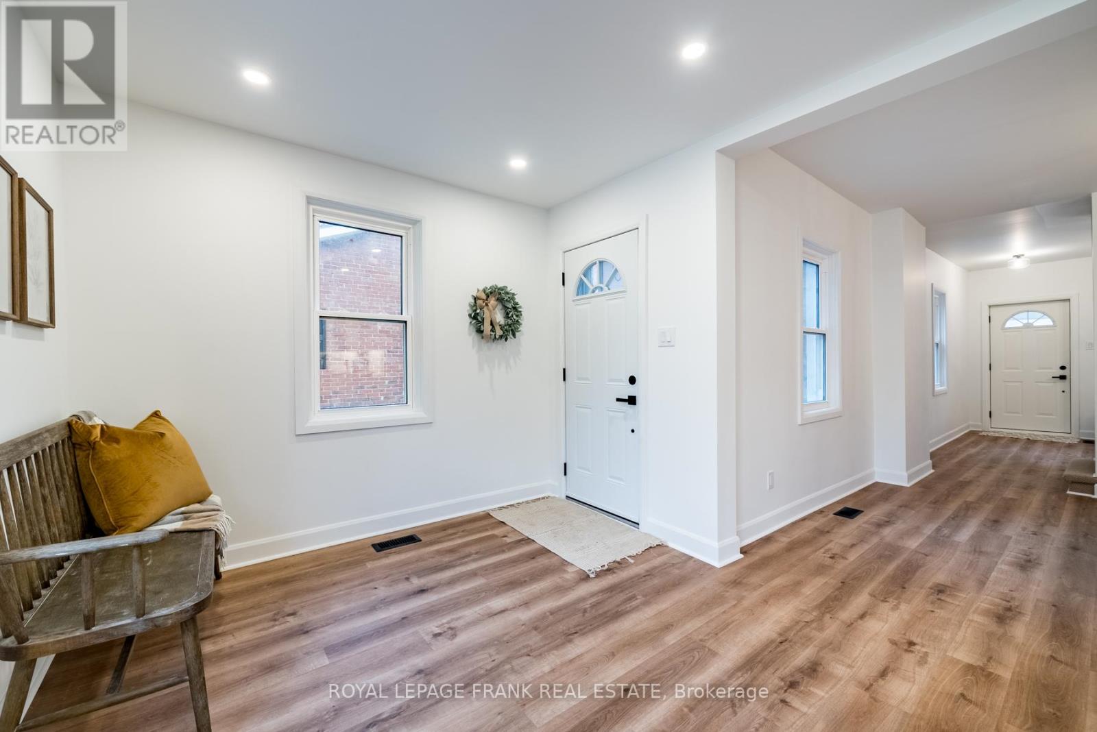 118 GLENELG ST W