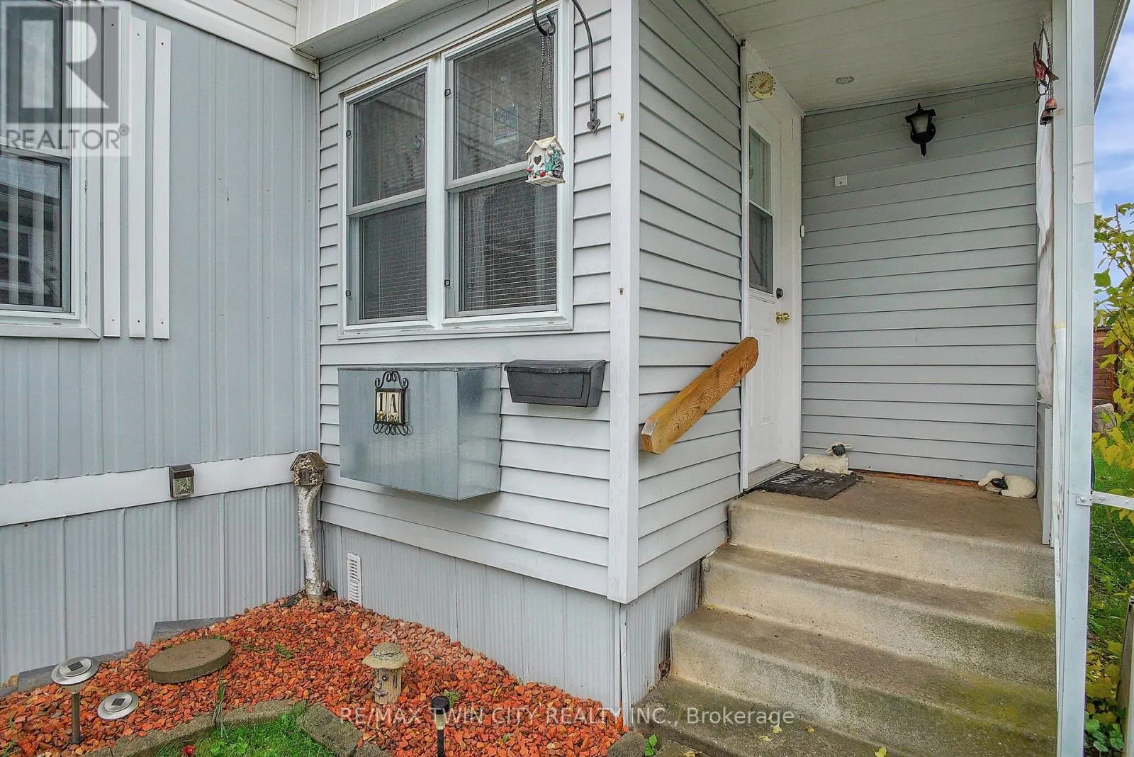1A - 1429 SHEFFIELD ROAD