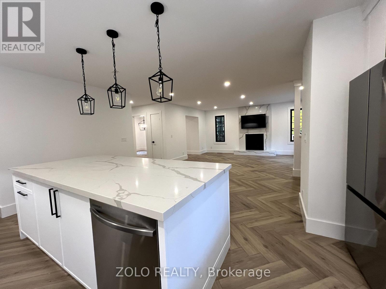 26 JOSEPH ST