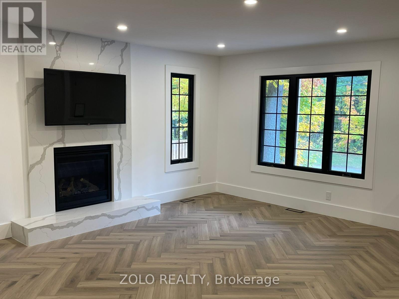 26 JOSEPH ST