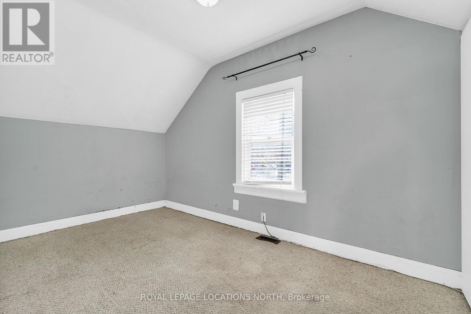 1325 2ND AVE E