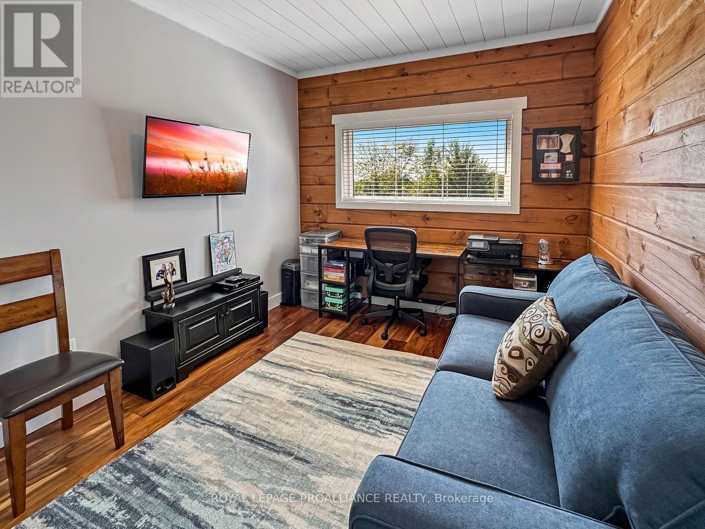 828 CEDAR SCHOOL RD